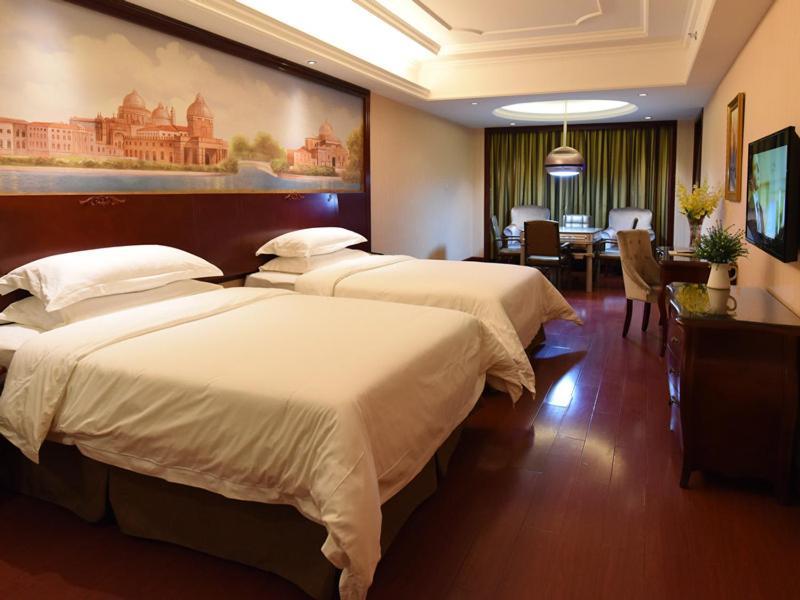 Vienna Hotel Loudi Chunyuan Pedestrian Street Esterno foto
